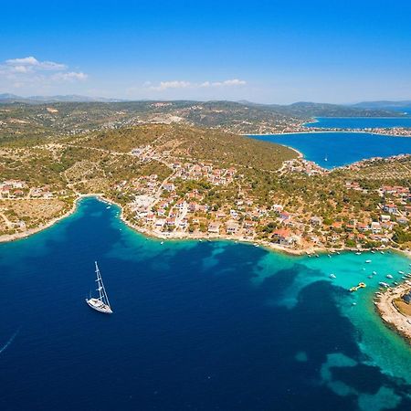 Family Friendly Seaside Apartments Kanica, Rogoznica - 12895 Buitenkant foto